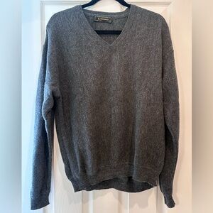 Beautiful baby Alpaca sweater in men’s XL